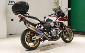 HONDA CB1300SB SUPER BOLDOR A 2008 SC54