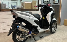 YAMAHA TRICITY 125 SE82J