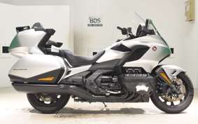 HONDA GL 1800 GOLD WING TOUR DCT 2025 SC79