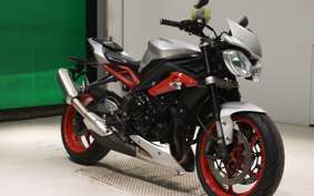 TRIUMPH STREET TRIPLE RX 2015