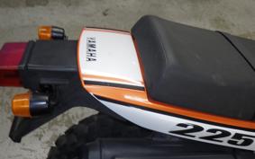 YAMAHA TW225 DG09J