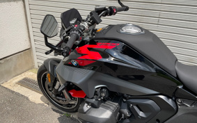 BMW R1300R 2026 0M51