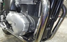 TRIUMPH THRUXTON 900 2014