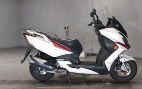 KYMCO  KYMCO G-DINK250 ..