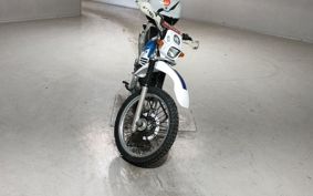 YAMAHA SEROW 225W DG08J