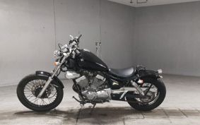 YAMAHA VIRAGO 250 3DM
