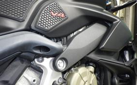 DUCATI STREETFIGHTER V4 S 2021
