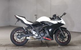 SUZUKI GSX250R DN11A