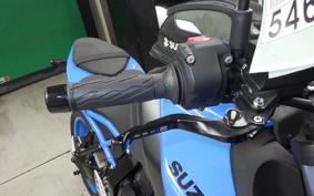 SUZUKI GSX-8S 2024 EM1AA