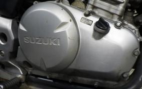 SUZUKI GSR250
