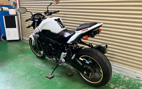 SUZUKI GSR750ABS 2013 GR7NA