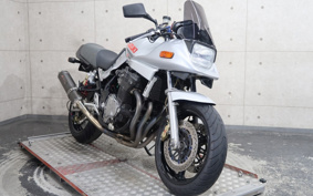 SUZUKI INAZUMA 1200 2000 GV76A