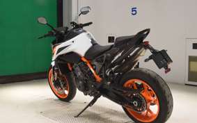 KTM 890 DUKE R 2022