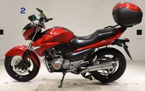 SUZUKI GSR250 2026