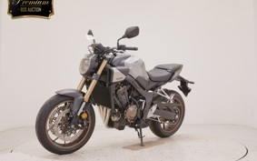 HONDA CB650R E-Clutch 2026 RH17