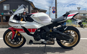 YAMAHA YZF-R1 2023 RN65J
