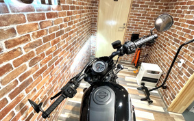 HARLEY  HARLEY RH975 NIGHT  STAR  2022 ZH1