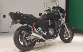 YAMAHA XJR1200 1996 4KG