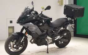 BMW F900XR