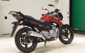 SUZUKI GSR250