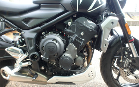 TRIUMPH TRIDENT 660 2023 LGL10U