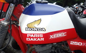 HONDA XL250R PARIS-DAKAR 1998 MD03
