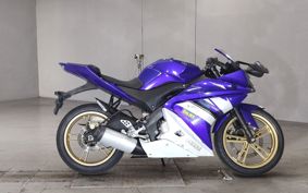 YAMAHA YZF-R125 RE06