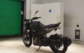 HUSQVARNA SVARTPILEN 401 2024