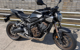 HONDA CB650R E-Clutch 2024 RH17