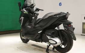 HONDA FORZA 250 MF15