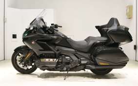 HONDA GL 1800 GOLD WING TOUR DCT SC79