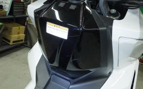 HONDA X-ADV 750 2025 RH21