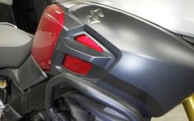 SUZUKI Vｽﾄﾛｰﾑ1000A 2019 VU51A