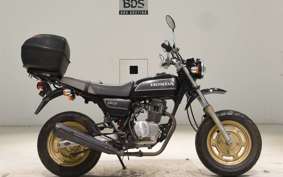 HONDA APE 100 2001 HC07
