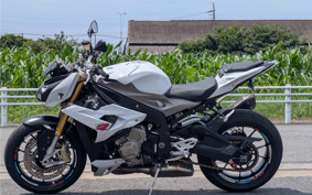 BMW S1000R 2015 0D02