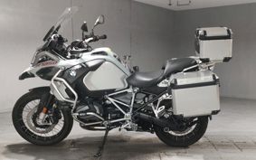 BMW R1250GS ADVENTURE 2021 0M11
