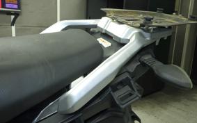 SUZUKI Vｽﾄﾛｰﾑ250A 2013