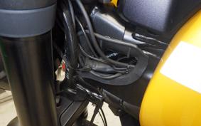 TRIUMPH TRIDENT 660 2025