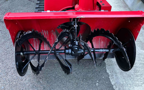 HONDA  SNOW BLOWER  MACHINE 