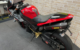 YAMAHA YZF-R1 2013 RN23