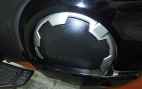 HONDA NM4 VULTUS -01 2020