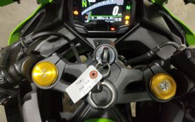 KAWASAKI NINJA ZX-4RR ZX400P