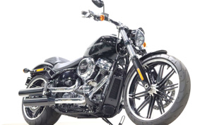 HARLEY FXBR 2018 YEJ