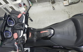 YAMAHA T-MAX 530 SX 2017 SJ15J