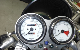 TRIUMPH THRUXTON 900 2006