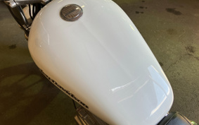HARLEY XL883L 2016 CR2