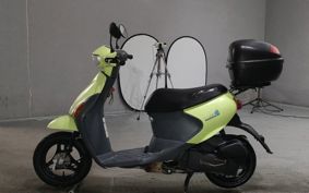 SUZUKI LETS4 CA45A