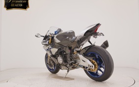 YAMAHA YZF-R1 M 2015