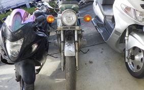 SUZUKI GS750G 1983