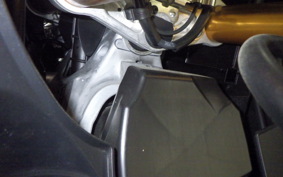 YAMAHA T-MAX 560 T 2025 SJ21J